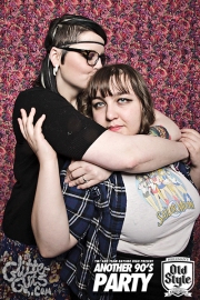 ninetiespartyroyalewithcheese-290