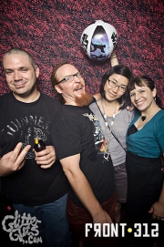 bikinigirlswithmachineguns-150