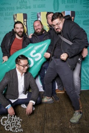 freelancewrestling120122booth-0153