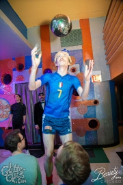 ordinarypeepholes01202020-6447