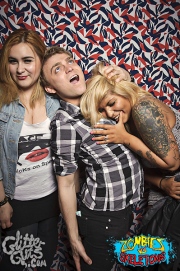 zombiesvsskeletonsapril3-268