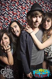 zombiesvsskeletonsapril3-504