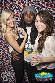 zombiesvsskeletonsapril3-520