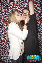 zombiesvsskeletonsapril3-598